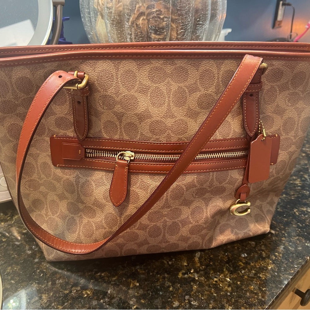 Coach Shoulder Bag